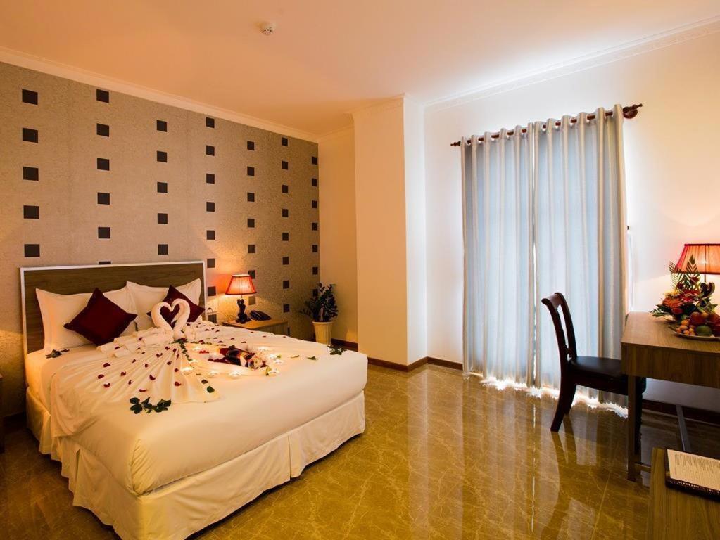 Den Long Do Hotel Nha Trang Exterior foto
