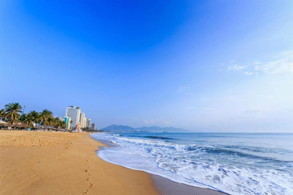 Den Long Do Hotel Nha Trang Exterior foto